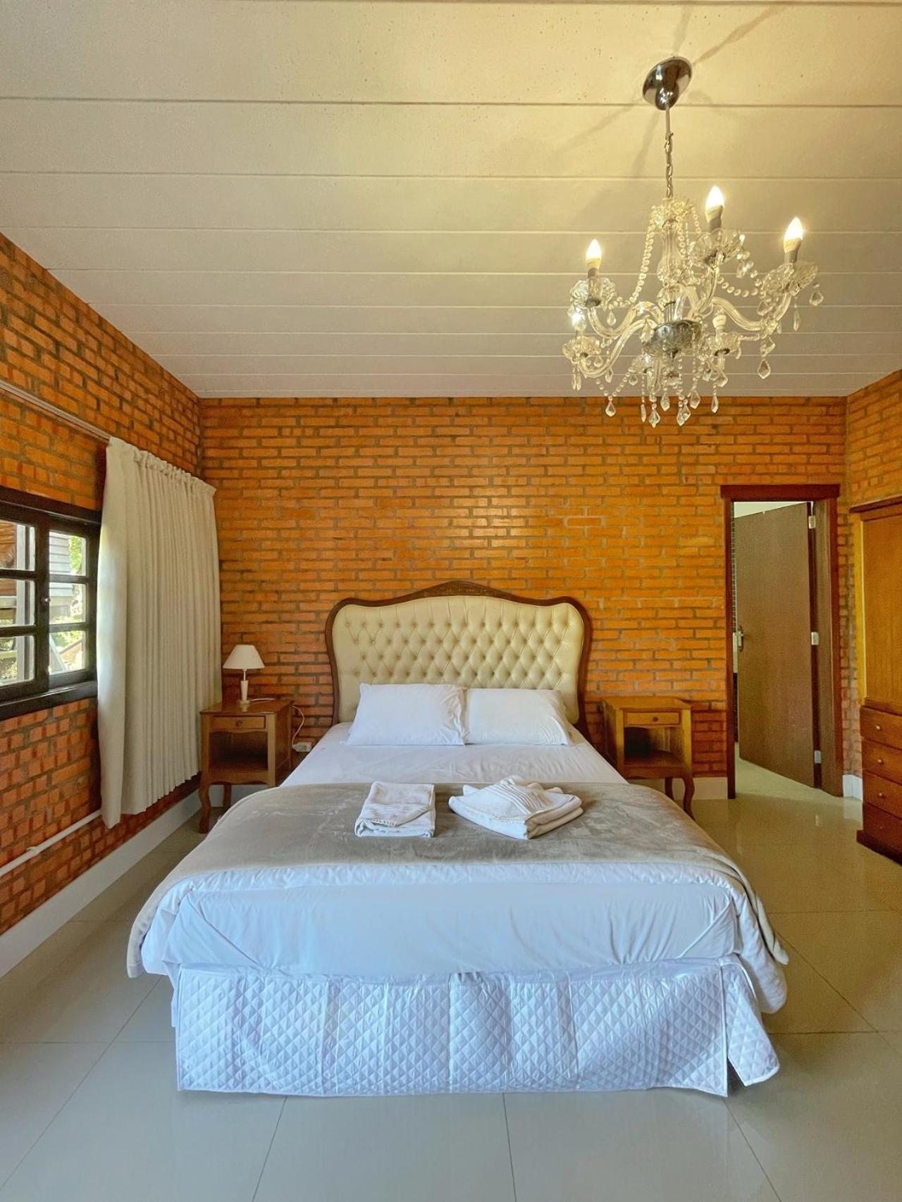 Double Room,1517444503:JPEG